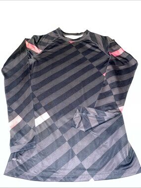 Nike Pro Combat Fitted Compression Top in Black and Light Pink. Size Medium